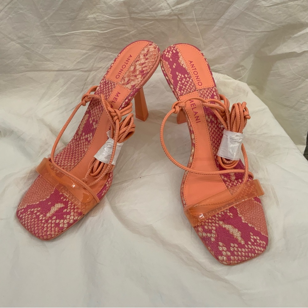 Antonio Melani Barden Lace-Up Dress Sandals
Citrus Peach 7.5M or 10M New - Picture 3 of 12